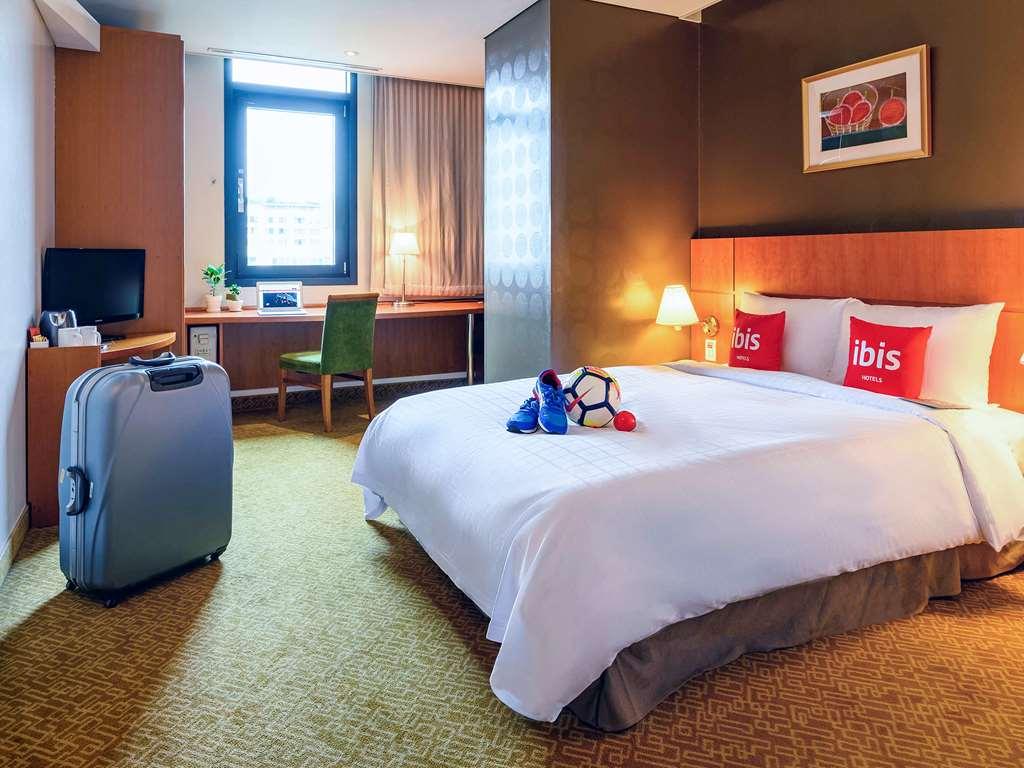 Ibis Ambassador Suwon Ξενοδοχείο Δωμάτιο φωτογραφία
