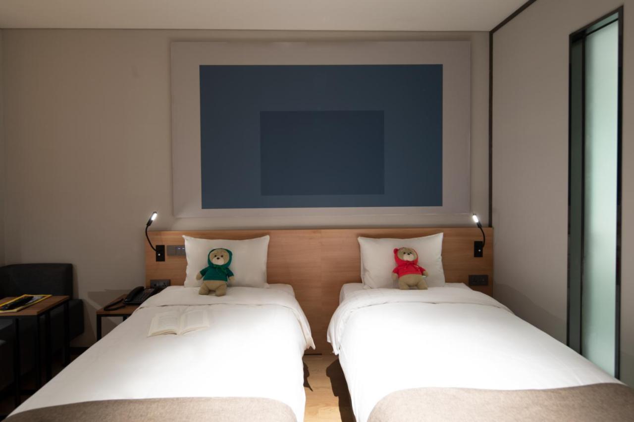 Ibis Ambassador Suwon Ξενοδοχείο Εξωτερικό φωτογραφία